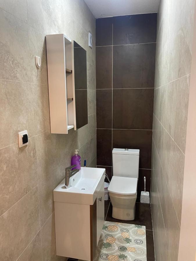 Daf Apartaments Prisztina Zewnętrze zdjęcie